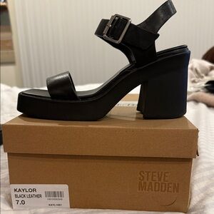 Steve Madden Black Leather Platform Block Heel Sandals